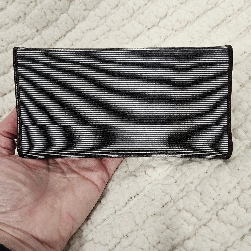 Ferragamo Tri Fold Wallet 💎RARE FIND
